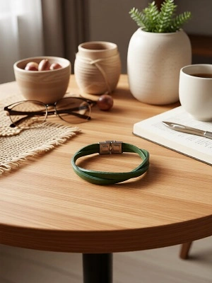 Кожаный браслет