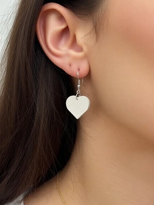 Кожаные серьги сердечки