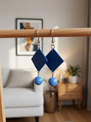 Кожаные серьги с натуральными камнями